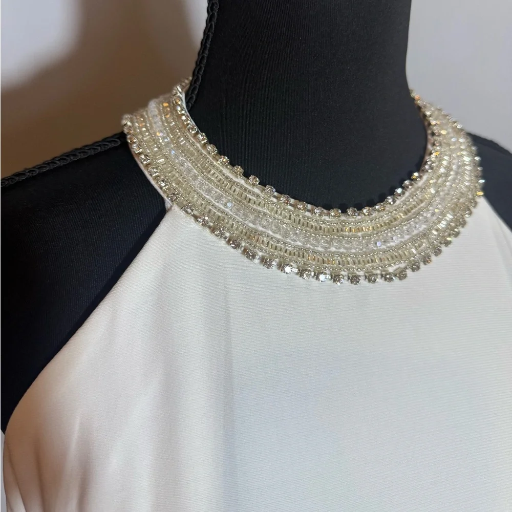IEENA for Mac Duggal Zuri Beaded Halter White Jersey Gown size 6 - Picture 4 of 14
